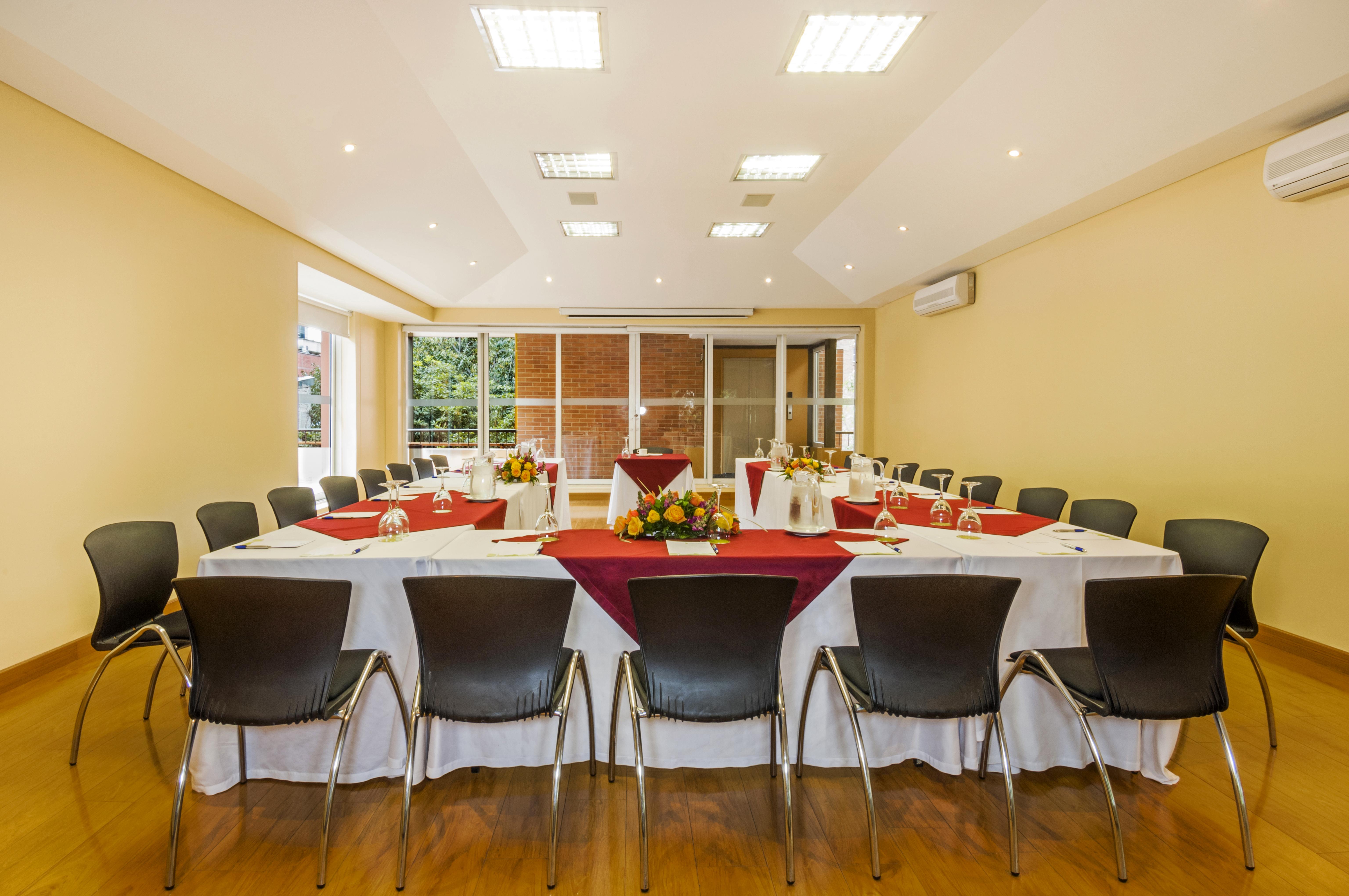 Hotel Porton Bogota Exterior photo