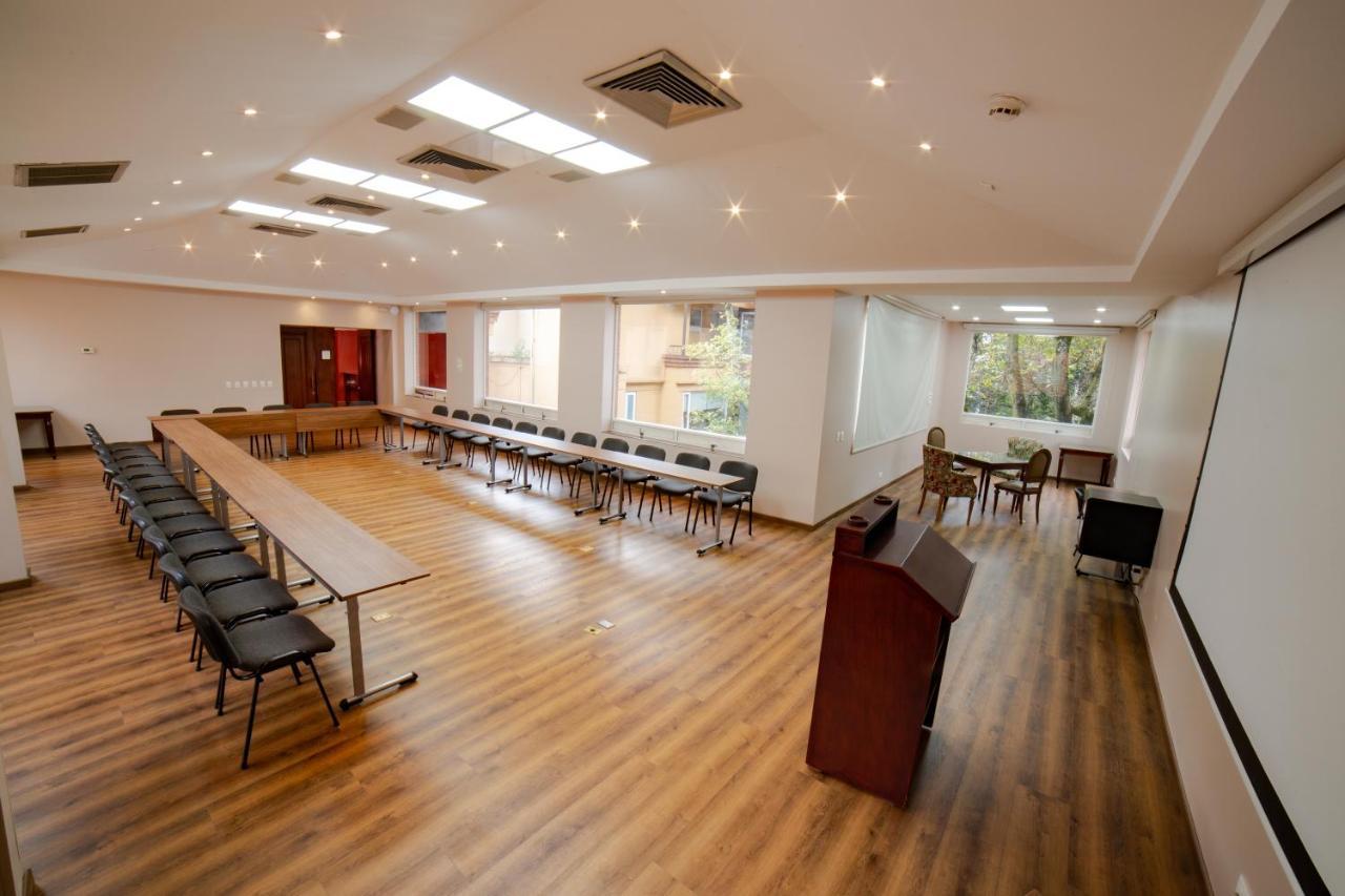 Hotel Porton Bogota Exterior photo